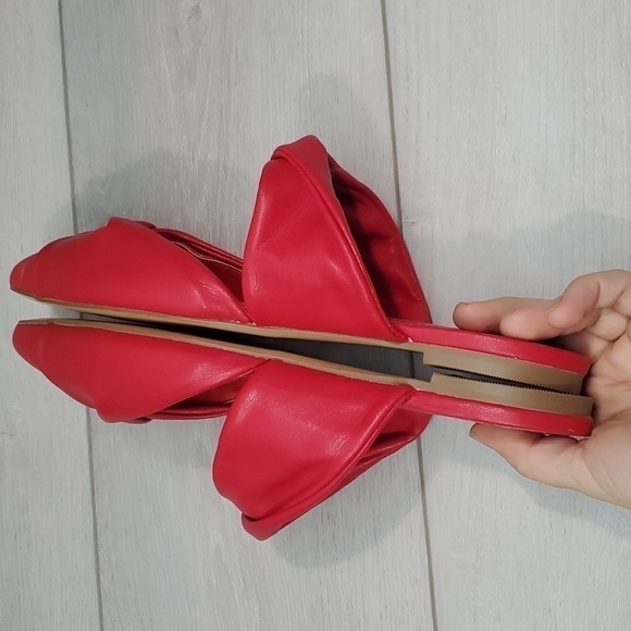 Marc Fisher Women Satera Red Pointed Toe Flats Loafer shoes sz 8M - Picture 10 of 13